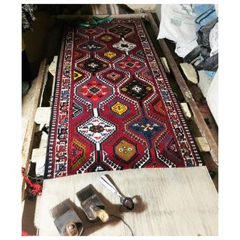 Carpet Weaving-Maryam Adivi-WikiRug.jpg