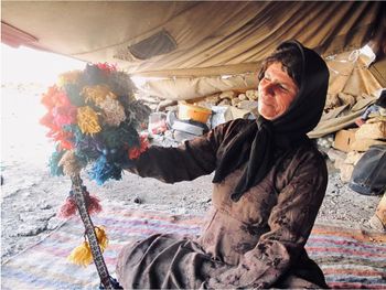 Bakhtiar Weaving-Maryam Adivi-WikiRug.jpg